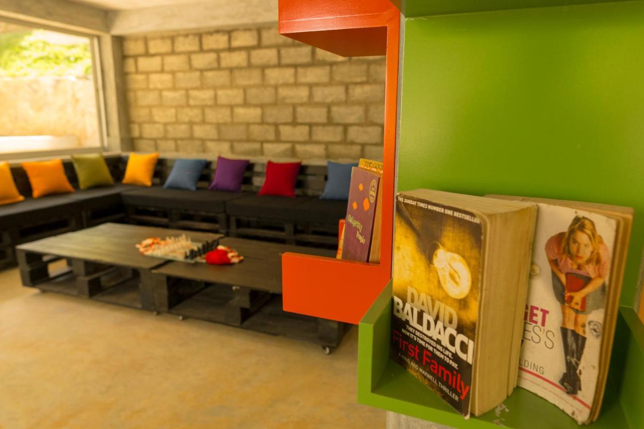 Хостел Bunk Station Елла Екстер'єр фото