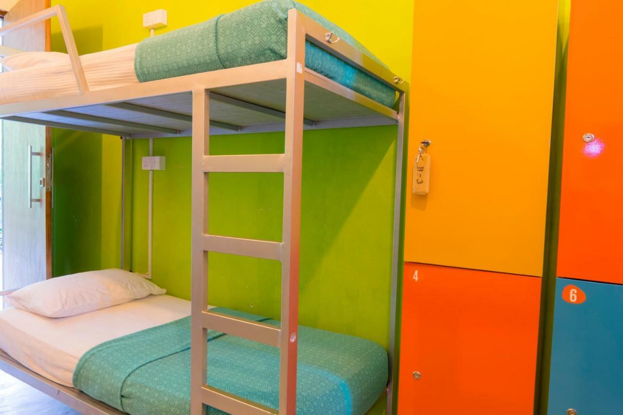 Хостел Bunk Station Елла Екстер'єр фото