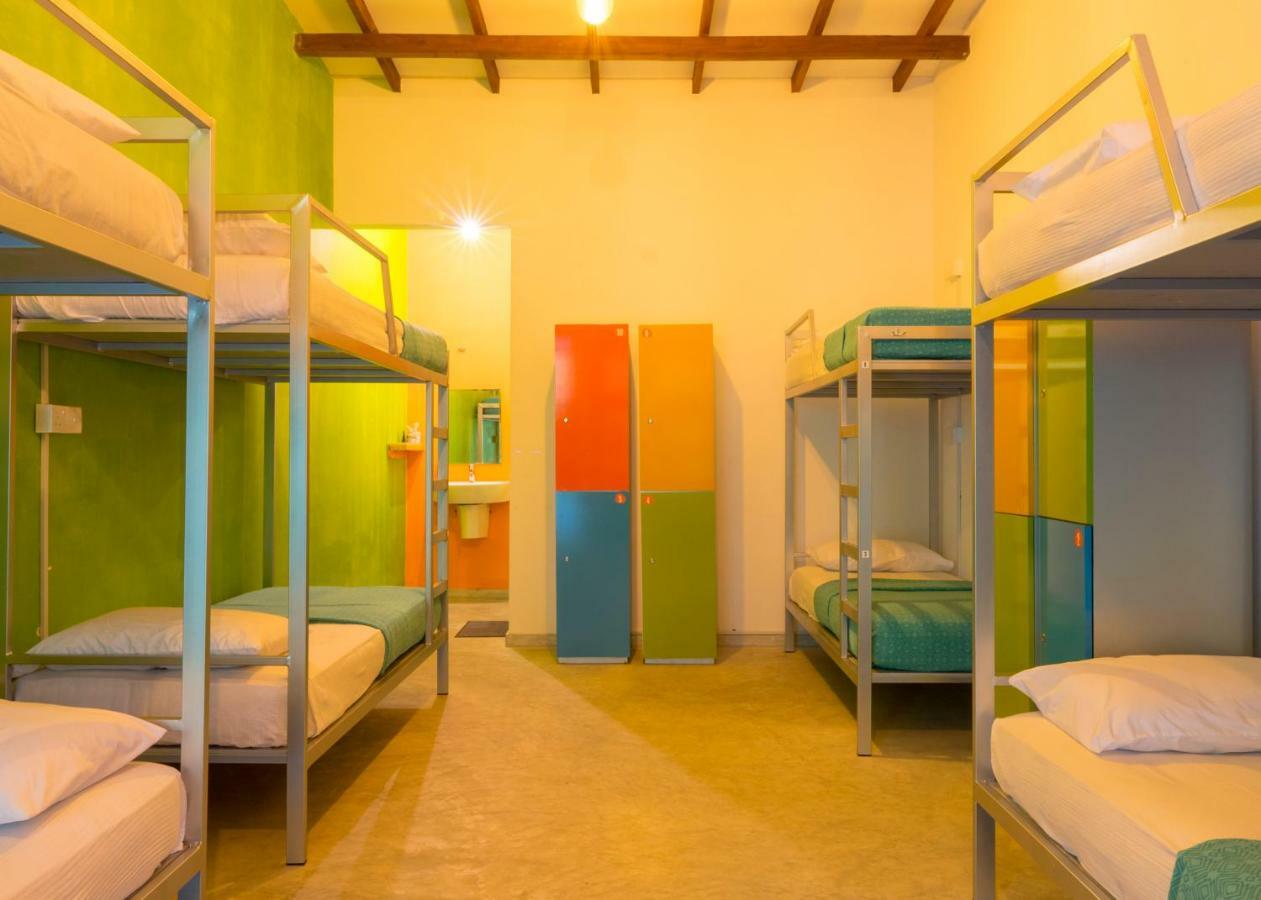 Хостел Bunk Station Елла Екстер'єр фото